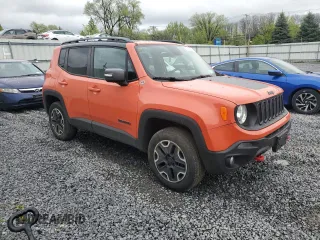 2015 Jeep Renegade Trailhawk with VIN ZACCJBCT0FPB74261, listed as a Copart auction lot 56067395 with 182,703 mi miles and Clean Title. Bid and sale history available at carsss.com. Image 4.