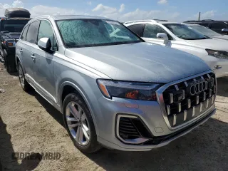 2025 Audi Q7 with VIN WA1AVBF7XSD004391, listed as a Copart auction lot 77033584 with 1,313 mi miles and Non repairable. Bid and sale history available at DreamBid. Image 4.