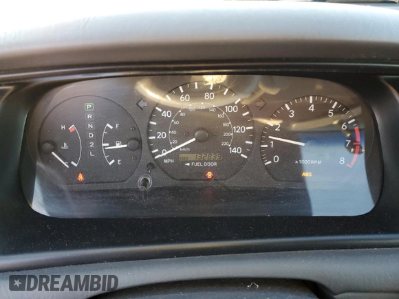 2001 Toyota Camry CE with VIN JT2BG22K310571331, listed as a Copart auction lot 44842295 with 132,839 mi miles and Clean Title. Bid and sale history available at carsss.com. Image 9.