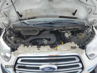 2019 Ford Transit Passenger XL with VIN 1FBZX2ZM1KKB84218, listed as a Copart auction lot 42512365 with 91,495 mi miles and Clean Title. Bid and sale history available at DreamBid. Image 12.