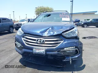 2018 Hyundai Santa Fe 2.0T z VIN 5XYZU4LA8JG537427, wystawiony jako IAAI lot #42349692 z przebiegiem 148 764 mil mil oraz . Historia ofert i sprzedaży dostępna na DreamBid. Obrazek 12.