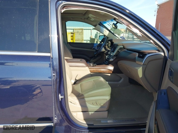 2017 Chevrolet Tahoe LT with VIN 1GNSCBKC9HR161240, listed as a IAAI auction lot 40690664 with 94,282 mi miles. Bid and sale history available at carsss.com. Image 5.