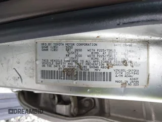 1999 Toyota 4Runner SR5 z VIN JT3HN86R0X0196528, wystawiony jako IAAI lot #41666499 z przebiegiem 294 216 mil mil oraz . Historia ofert i sprzedaży dostępna na DreamBid. Obrazek 17.