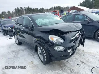 2016 FIAT 500X Lounge z VIN ZFBCFYDT0GP336273, wystawiony jako IAAI lot #41619824 z przebiegiem 77 724 mil mil oraz . Historia ofert i sprzedaży dostępna na DreamBid. Obrazek 1.