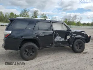 2018 Toyota 4Runner SR5 z VIN JTEBU5JR1J5531022, wystawiony jako Copart lot #57049625 z przebiegiem Nie podano mil oraz Szkoda całkowita • Salvage title. Historia ofert i sprzedaży dostępna na DreamBid. Obrazek 3.