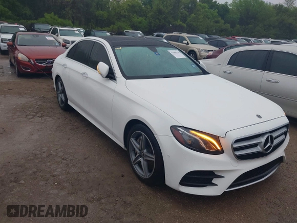 2018 Mercedes-Benz E 300 with VIN WDDZF4JB6JA388852, listed as a IAAI auction lot 41960710 with 64,439 mi miles and . Bid and sale history available at DreamBid. Image 1.