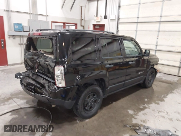 2017 Jeep Patriot Sport SE with VIN 1C4NJPBA1HD162077, listed as a IAAI auction lot 40855450 with 80,334 mi miles and . Bid and sale history available at DreamBid. Image 4.