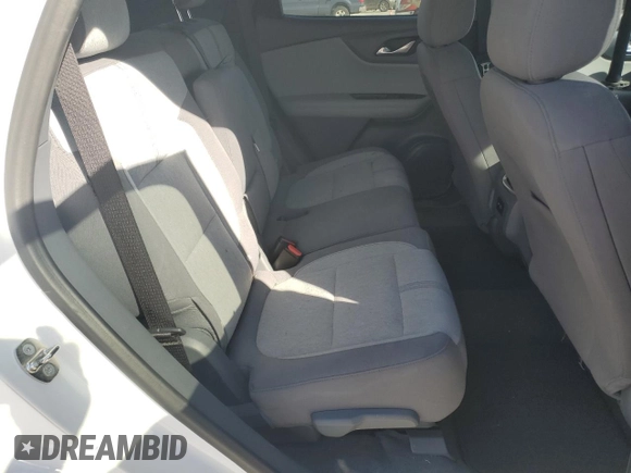 2019 Chevrolet Blazer z VIN 3GNKBBRA1KS632678, wystawiony jako Copart lot #46945355 z przebiegiem 172 338 mil mil oraz Szkoda całkowita • Salvage title. Historia ofert i sprzedaży dostępna na DreamBid. Obrazek 11.