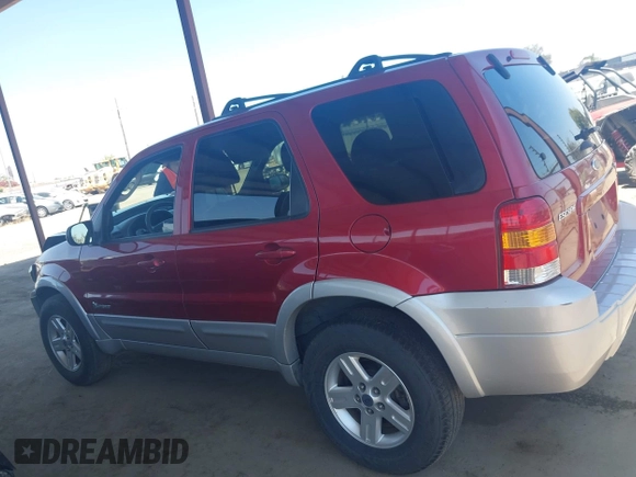 2005 Ford Escape Hybrid with VIN 1FMCU95H75KB86776, listed as a IAAI auction lot 42533697 with 166,242 mi miles and . Bid and sale history available at DreamBid. Image 15.