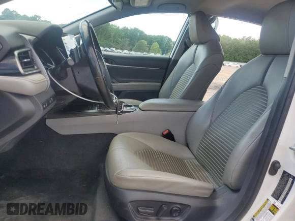 2022 Toyota Camry SE with VIN 4T1G11AK3NU682174, listed as a Copart auction lot 55779425 with 105,630 mi miles and Clean Title. Bid and sale history available at DreamBid. Image 7.