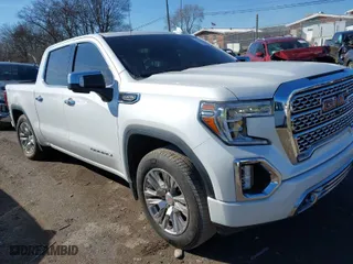 2020 GMC Sierra 1500 Denali with VIN 3GTP8FED2LG298279, listed as a IAAI auction lot 41445550 with 154,253 mi miles. Bid and sale history available at carsss.com. Image 1.