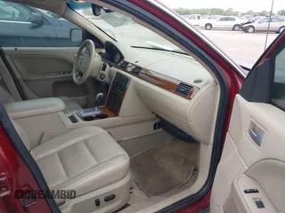 2007 Ford Five Hundred Limited z VIN 1FAHP25117G136916, wystawiony jako IAAI lot #41936388 z przebiegiem 109 784 mil mil oraz . Historia ofert i sprzedaży dostępna na DreamBid. Obrazek 5.