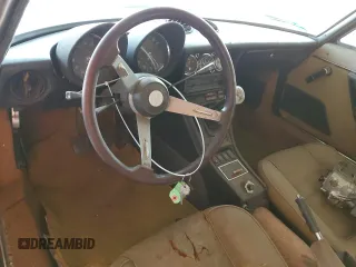 1980 Alfa Romeo Spider z VIN AR115410010807, wystawiony jako Copart lot #83566094 z przebiegiem 53 510 mil mil oraz Czysty tytuł • Clean title. Historia ofert i sprzedaży dostępna na DreamBid. Obrazek 8.