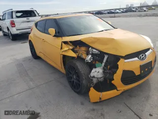 2017 Hyundai Veloster with VIN KMHTC6AD2HU316265, listed as a Copart auction lot 85071684 with 88,225 mi miles and Salvage Title. Bid and sale history available at carsss.com. Image 4.