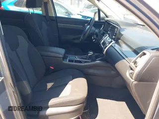 2023 Kia Sorento LX with VIN 5XYRG4LC0PG197546, listed as a IAAI auction lot 41775312 with 30,881 mi miles. Bid and sale history available at carsss.com. Image 5.