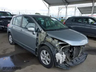 2009 Nissan Versa 1.8 S with VIN 3N1BC13E39L391774, listed as a IAAI auction lot 41925859 with NaN miles. Bid and sale history available at carsss.com. Image 1.