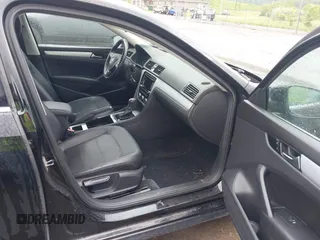2012 Volkswagen Passat SE z VIN 1VWBP7A30CC101769, wystawiony jako IAAI lot #42281010 z przebiegiem 161 003 mil mil oraz . Historia ofert i sprzedaży dostępna na DreamBid. Obrazek 5.