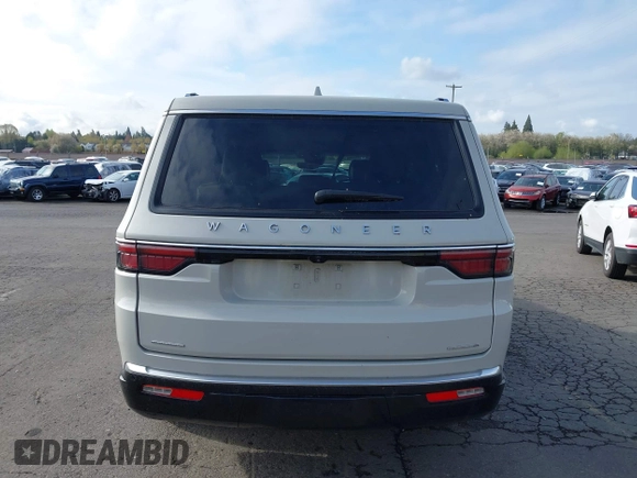 2022 Jeep Wagoneer Series III with VIN 1C4SJVDT7NS137133, listed as a IAAI auction lot 42024318 with 53,511 mi miles and . Bid and sale history available at DreamBid. Image 16.