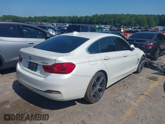 2019 BMW 4 Series 430i z VIN WBA4J1C5XKBM17853, wystawiony jako IAAI lot #39758988 z przebiegiem 38 520 mil mil oraz . Historia ofert i sprzedaży dostępna na DreamBid. Obrazek 4.