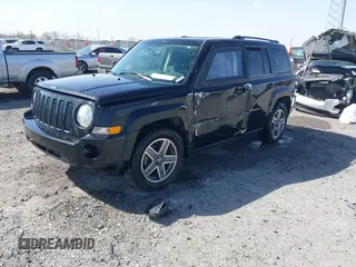 2009 Jeep Patriot Sport z VIN 1J4FF28B19D237025, wystawiony jako IAAI lot #41828514 z przebiegiem 141 410 mil mil oraz . Historia ofert i sprzedaży dostępna na DreamBid. Obrazek 2.