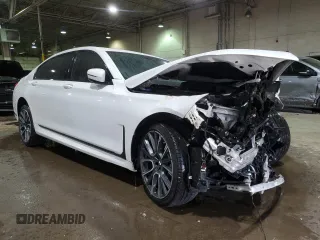 2020 BMW 7 Series 740i with VIN WBA7T2C00LCD61647, listed as a Copart auction lot 48110735 with 72,365 mi miles and Non repairable. Bid and sale history available at DreamBid. Image 4.