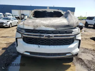 2022 Chevrolet Suburban LS z VIN 1GNSKBKD2NR226789, wystawiony jako Copart lot #54896545 z przebiegiem Nie podano mil oraz Nie do naprawy • Non repairable. Historia ofert i sprzedaży dostępna na DreamBid. Obrazek 5.
