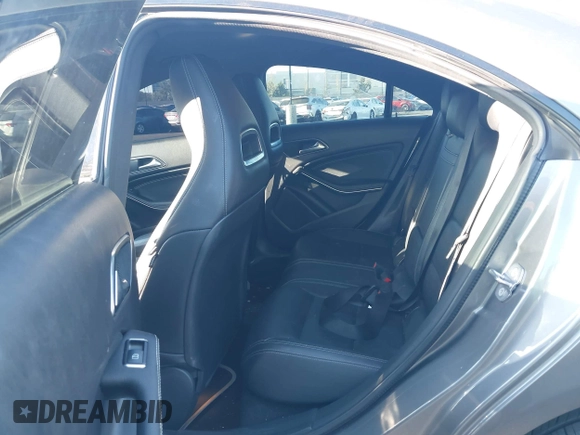 2018 Mercedes-Benz CLA 250 with VIN WDDSJ4EB0JN695467, listed as a IAAI auction lot 42024593 with 59,622 mi miles and . Bid and sale history available at DreamBid. Image 8.
