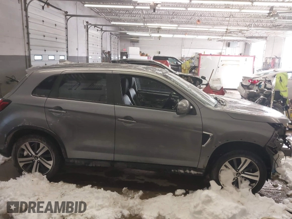 2022 Mitsubishi Outlander Sport ES with VIN JA4ARUAU7NU009162, listed as a IAAI auction lot 41224094 with 59,301 mi miles. Bid and sale history available at carsss.com. Image 14.
