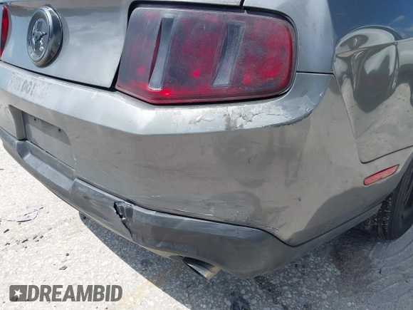 2011 Ford Mustang V6 with VIN 1ZVBP8EM3B5129187, listed as a IAAI auction lot 42555189 with 199,261 mi miles and . Bid and sale history available at DreamBid. Image 18.