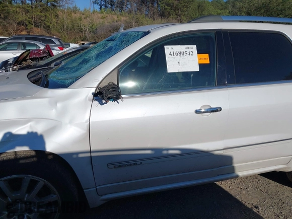 2016 GMC Acadia Denali with VIN 1GKKRTKD3GJ105785, listed as a IAAI auction lot 41680542 with 89,970 mi miles. Bid and sale history available at carsss.com. Image 14.