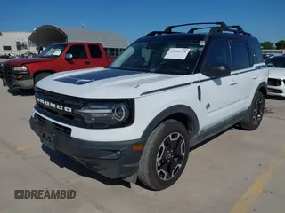 2023 Ford Bronco Sport Outer Banks z VIN 3FMCR9C69PRE08543, wystawiony jako IAAI lot #42086724 z przebiegiem 20 003 mil mil oraz . Historia ofert i sprzedaży dostępna na DreamBid. Obrazek 17.