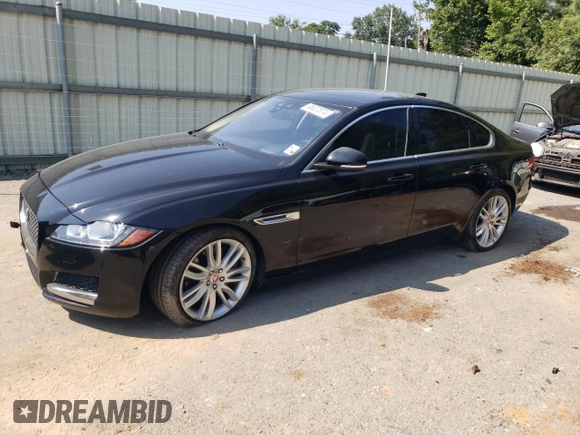 2016 Jaguar XF 35t Prestige with VIN SAJBE4BV9GCY07850, listed as a Copart auction lot 65637874 with 137,148 mi miles and Salvage Title. Bid and sale history available at carsss.com. Image 1.