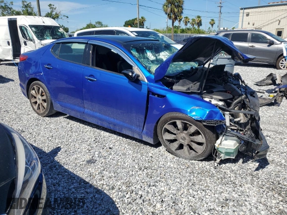2013 Kia Optima SX with VIN 5XXGR4A66DG227910, listed as a Copart auction lot 61357605 with Not provided miles and Non repairable. Bid and sale history available at DreamBid. Image 4.