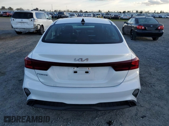 2022 Kia Forte LXS with VIN 3KPF24AD1NE452874, listed as a Copart auction lot 48189465 with 30,373 mi miles and Salvage Title. Bid and sale history available at carsss.com. Image 6.