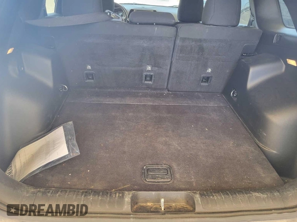 2020 Jeep Cherokee Latitude with VIN 1C4PJMCB1LD602371, listed as a IAAI auction lot 42806971 with 81,291 mi miles and . Bid and sale history available at DreamBid. Image 12.