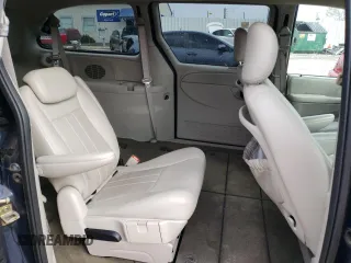2006 Chrysler Town & Country LWB Touring with VIN 2A8GP54L36R651562, listed as a Copart auction lot 77600354 with 218,076 mi miles and Non Repairable. Bid and sale history available at carsss.com. Image 11.
