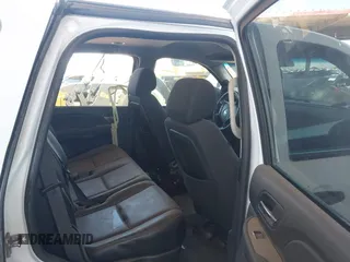2012 Chevrolet Tahoe Commercial с VIN 1GNLC2E06CR265571, выставлен на аукционе IAAI как лот 42122365 с пробегом 180 851 миль миль и . История ставок и продаж доступна на DreamBid. Изображение 8.