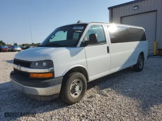 2017 Chevrolet Express Passenger LT with VIN 1GAZGPFF0H1263823, listed as a Copart auction lot 69489374 with 199,482 mi miles and Salvage Title. Bid and sale history available at carsss.com. Image 1.
