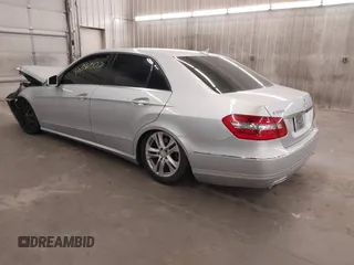2011 Mercedes-Benz E 550 Luxury с VIN WDDHF7CBXBA346597, выставлен на аукционе IAAI как лот 42060007 с пробегом 120 123 миль миль и . История ставок и продаж доступна на DreamBid. Изображение 3.