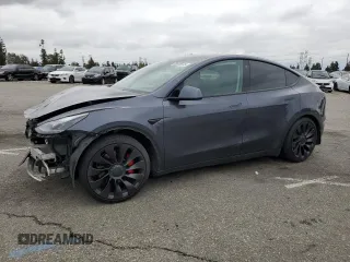 2022 Tesla Model Y Performance z VIN 7SAYGDEF3NF410242, wystawiony jako Copart lot #53828875 z przebiegiem 30 518 mil mil oraz Szkoda całkowita • Salvage title. Historia ofert i sprzedaży dostępna na DreamBid. Obrazek 1.
