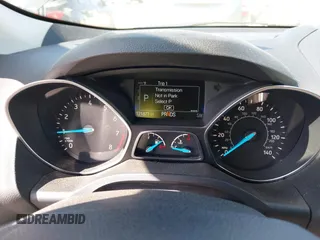 2017 Ford Escape SE with VIN 1FMCU0GD6HUE12367, listed as a IAAI auction lot 41899960 with 121,871 mi miles and . Bid and sale history available at DreamBid. Image 7.