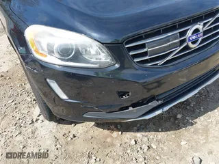 2015 Volvo XC60 T6 Drive-E Platinum with VIN YV449MDM5F2682413, listed as a IAAI auction lot 41791339 with 145,939 mi miles. Bid and sale history available at carsss.com. Image 17.