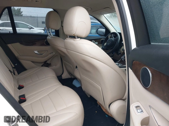 2017 Mercedes-Benz GLC 300 z VIN WDC0G4JB9HF186711, wystawiony jako IAAI lot #40883506 z przebiegiem 117 683 mil mil oraz . Historia ofert i sprzedaży dostępna na DreamBid. Obrazek 8.