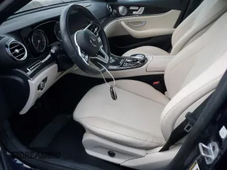 2019 Mercedes-Benz E 450 with VIN WDDZH6JB1KA556677, listed as a Copart auction lot 83327284 with Not Provided miles and Non Repairable. Bid and sale history available at DreamBid. Image 7.