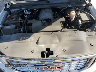 2019 GMC Yukon Denali with VIN 1GKS1CKJ0KR381817, listed as a Copart auction lot 71456204 with 81,965 mi miles and Clean Title. Bid and sale history available at carsss.com. Image 12.