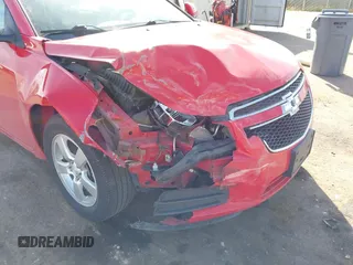 2014 Chevrolet Cruze 1LT with VIN 1G1PC5SB8E7383467, listed as a IAAI auction lot 41798352 with 52,352 mi miles and . Bid and sale history available at DreamBid. Image 6.
