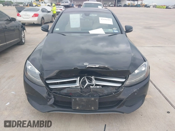 2018 Mercedes-Benz C 300 z VIN WDDWF4JB6JR332530, wystawiony jako IAAI lot #42436315 z przebiegiem 61 234 mil mil oraz . Historia ofert i sprzedaży dostępna na DreamBid. Obrazek 12.