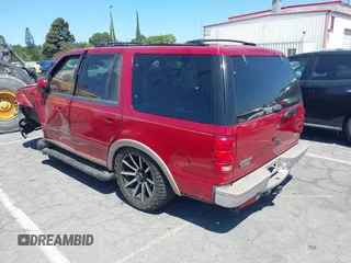 1999 Ford Expedition XLT with VIN 1FMRU17LXXLC35575, listed as a IAAI auction lot 42820162 with 166,172 mi miles and . Bid and sale history available at DreamBid. Image 3.