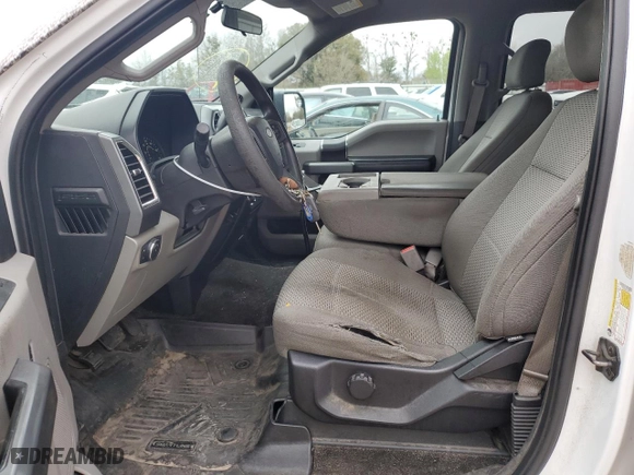 2015 Ford F-150 XLT w/HD Payload Pkg with VIN 1FTFW1EF0FFA40337, listed as a Copart auction lot 47104645 with 205,611 mi miles and Clean Title. Bid and sale history available at carsss.com. Image 7.