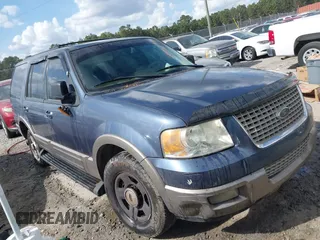 2003 Ford Expedition Eddie Bauer with VIN 1FMRU17W13LA53235, listed as a IAAI auction lot 40669736 with 317,399 mi miles. Bid and sale history available at carsss.com. Image 1.